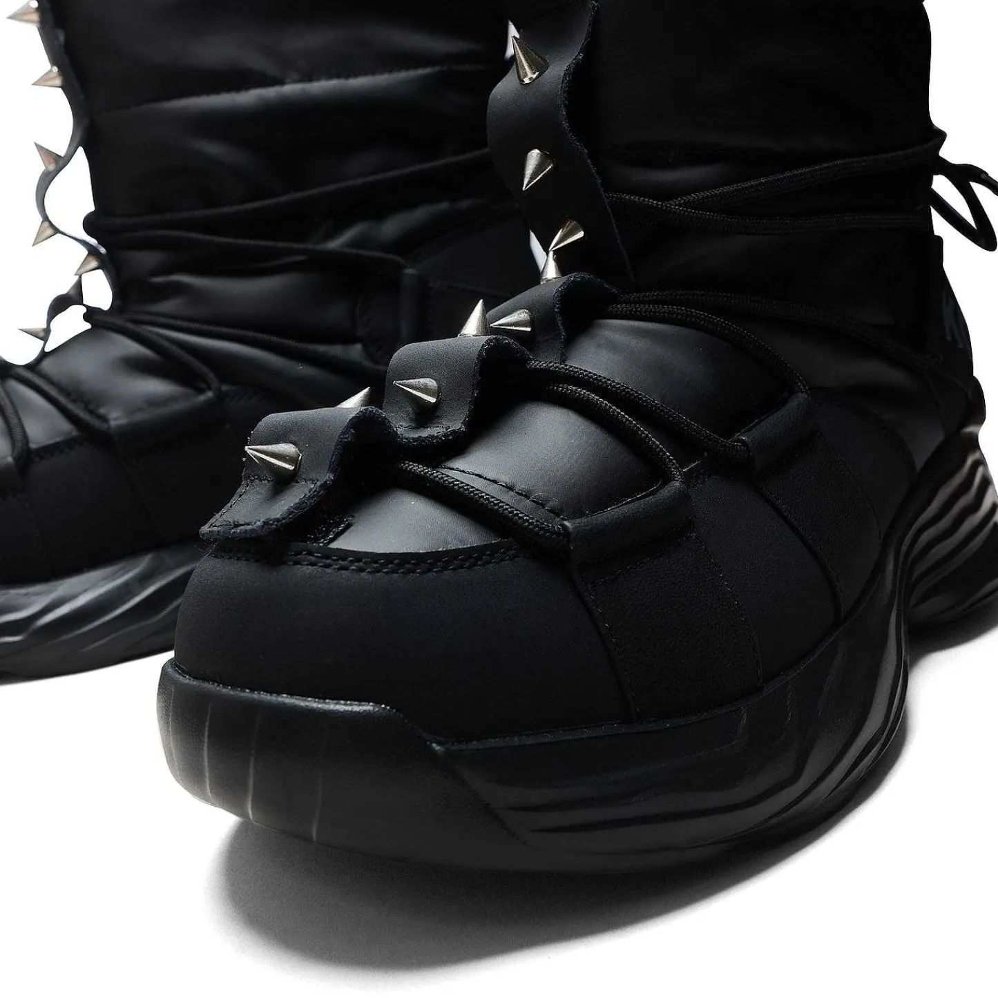 KOI footwear Enkel Laarzen-Cauldrife Demons Heren Snowboots Met Spikes - Zwart | Koi-Schoenen